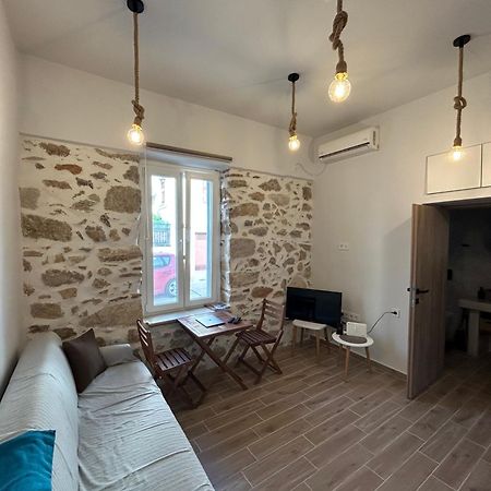 Odysseus' House & Penelope Villa แอร์มูโปลี ภายนอก รูปภาพ